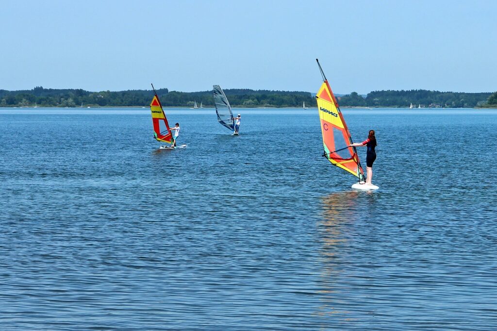 how to windsurf