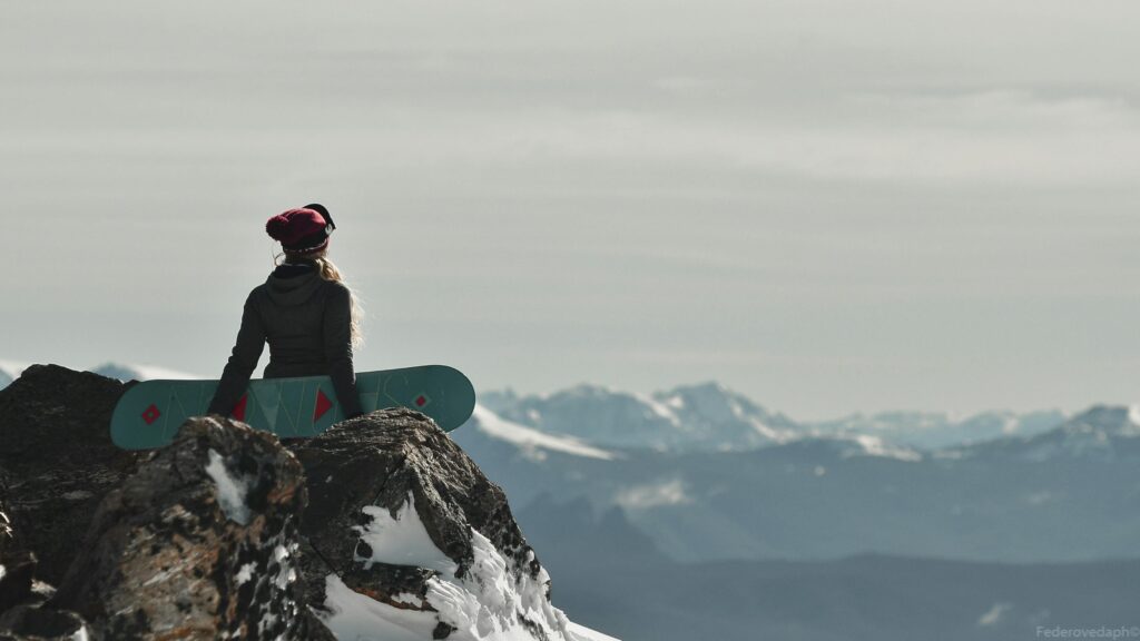 snowboarding 